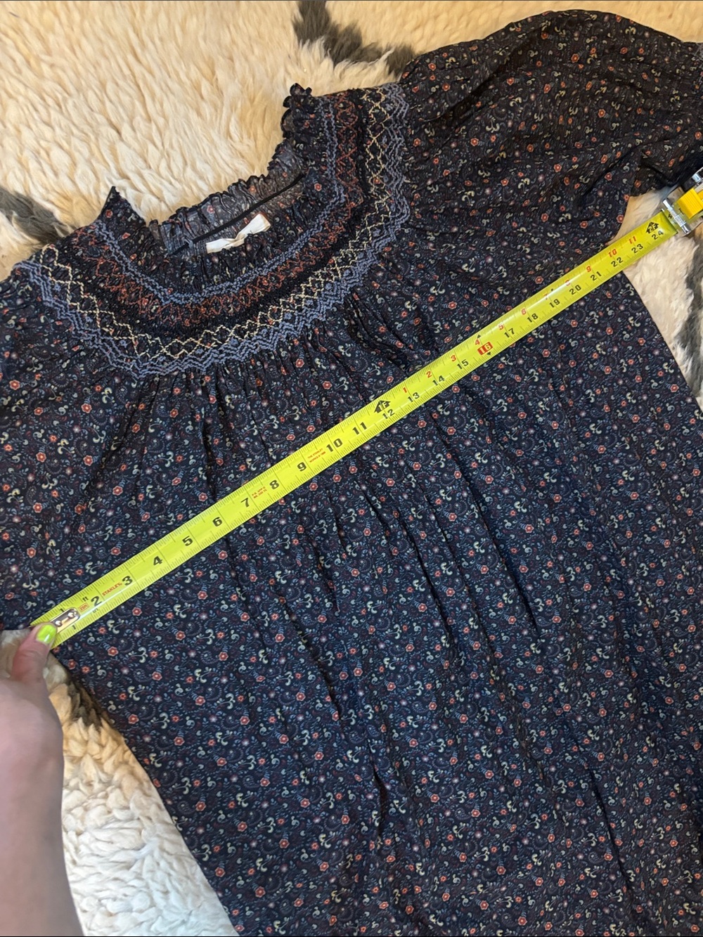 Doen Floral Smocked Dress - Picture 8 of 17